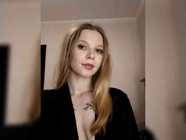 1biscuit1 webcam