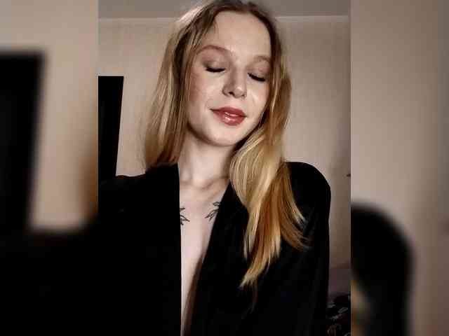 1biscuit1 webcam