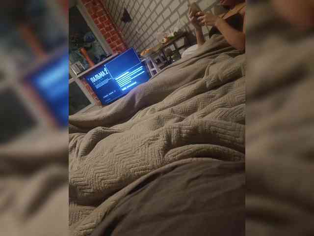 Kristina2310 webcam