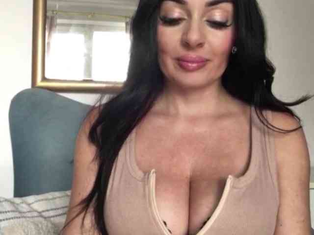 sensuallstella webcam