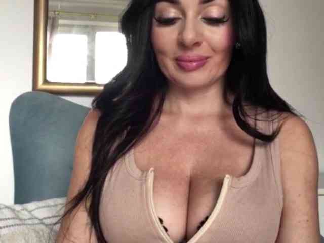 sensuallstella webcam
