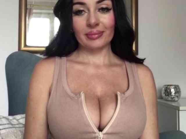 sensuallstella webcam
