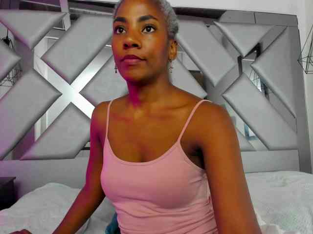 Lorenn-Hill1 webcam