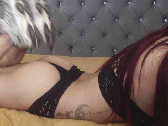 KatheBlows webcam