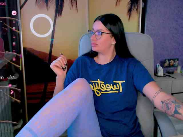 goldenwitchx webcam