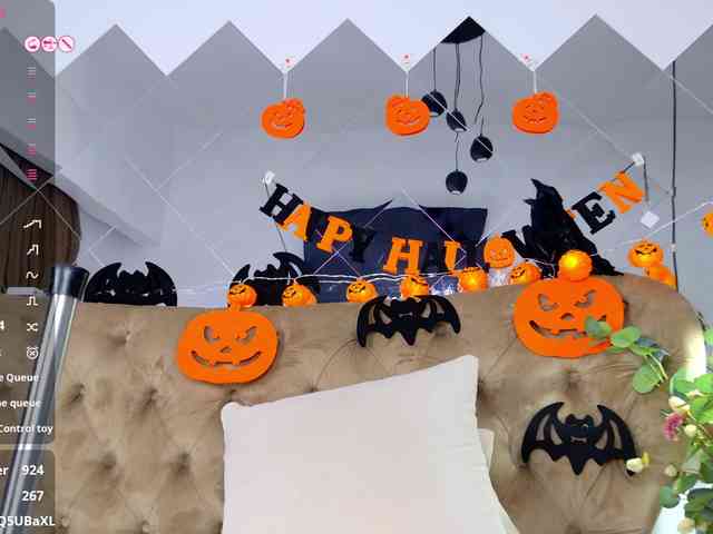 TiffanyWestXXX webcam