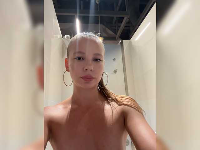 Vai a chattare su Linnea Linnea