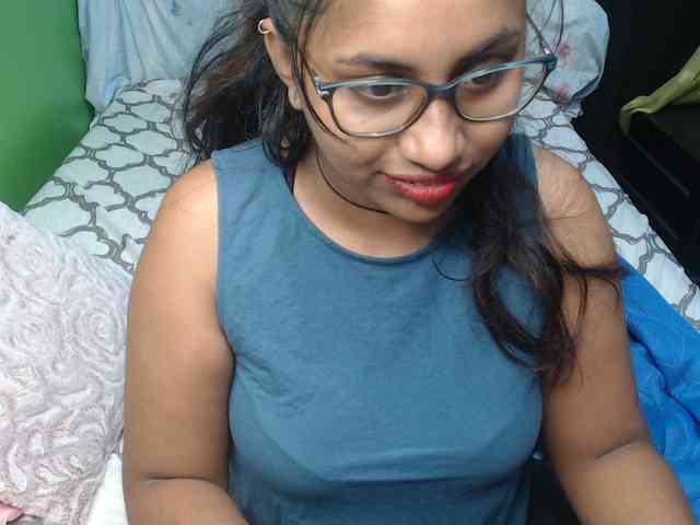FreakySophie webcam