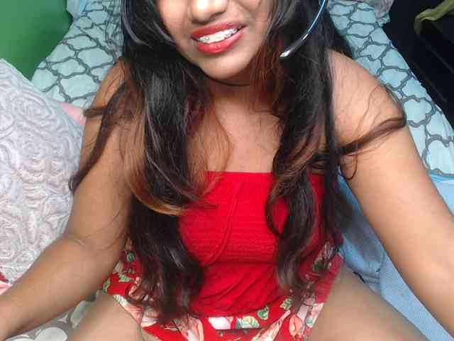 FreakySophie webcam