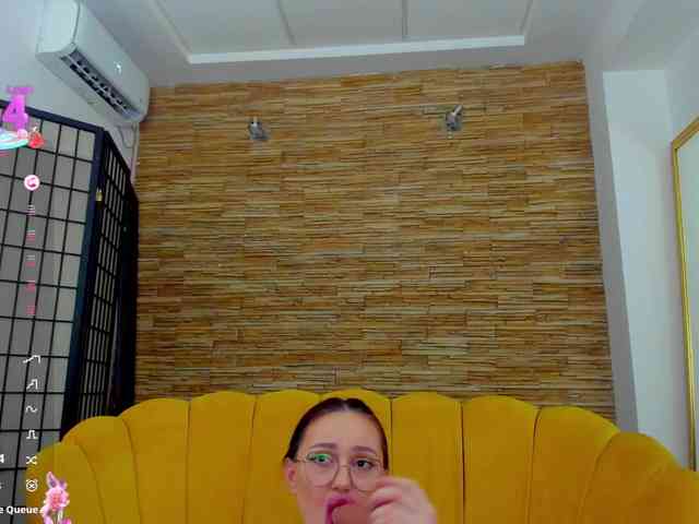 ScarlettVibe webcam