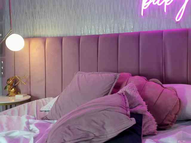 Lilithharper-vc webcam