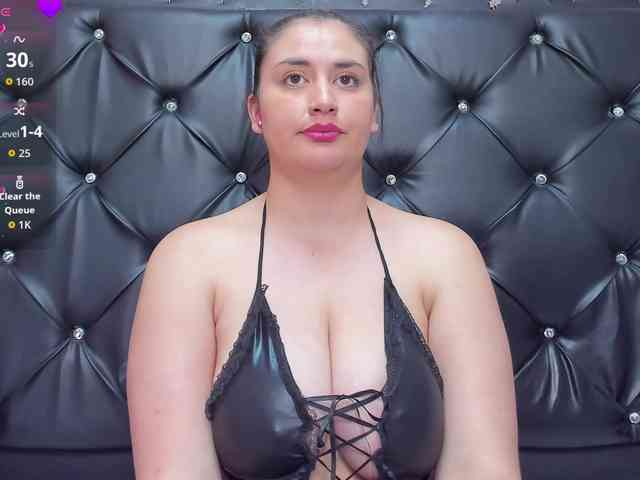 Katiajones-vc webcam