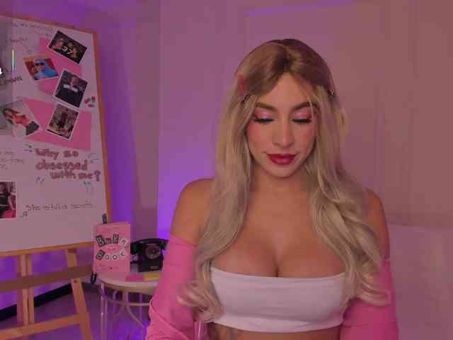 MaddisonTaylor webcam