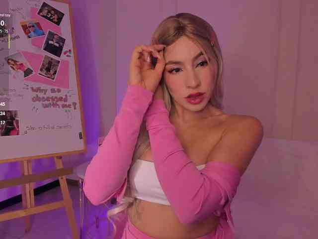 MaddisonTaylor webcam