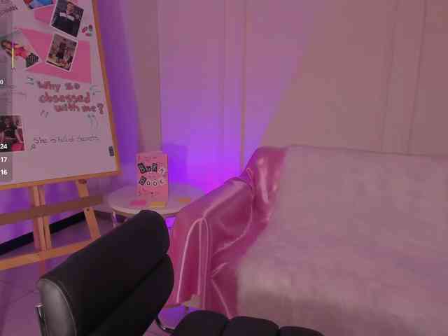 MaddisonTaylor webcam