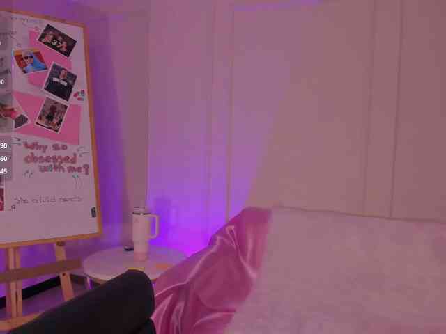 MaddisonTaylor webcam