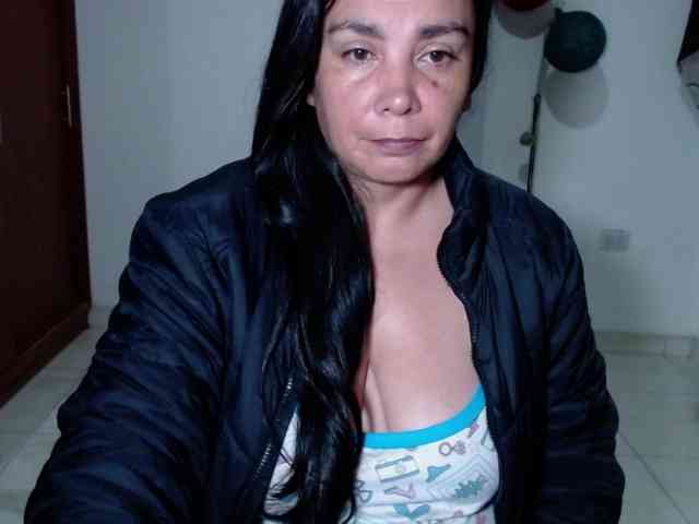 vivian-milf-paint webcam