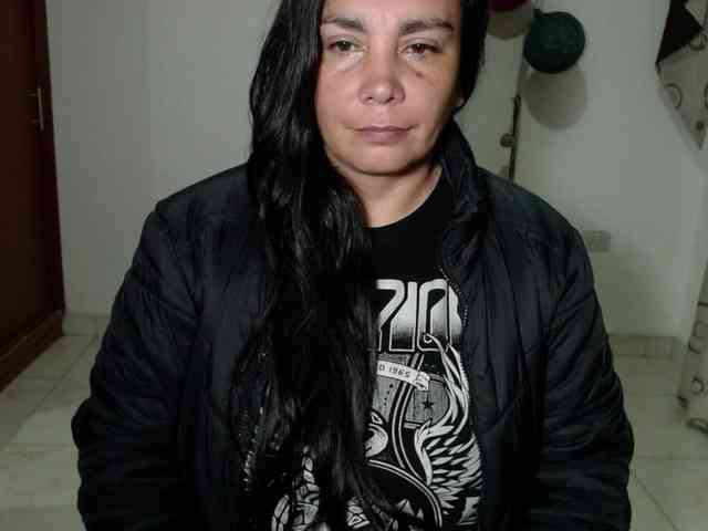 vivian-milf-paint webcam