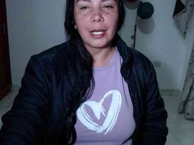 vivian-milf-paint webcam