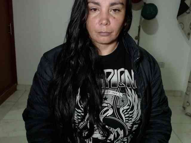 vivian-milf-paint webcam