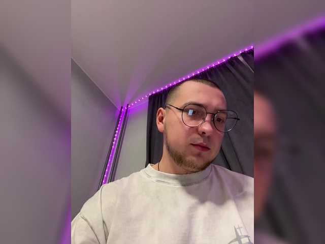 go to chat with QueenKing