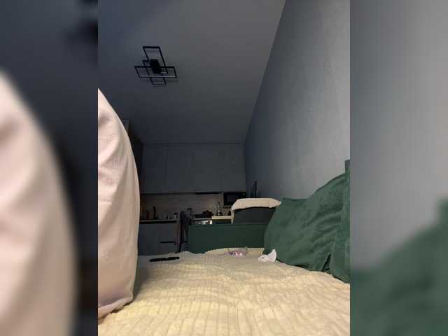 Vai a chattare su QueenKing QueenKing