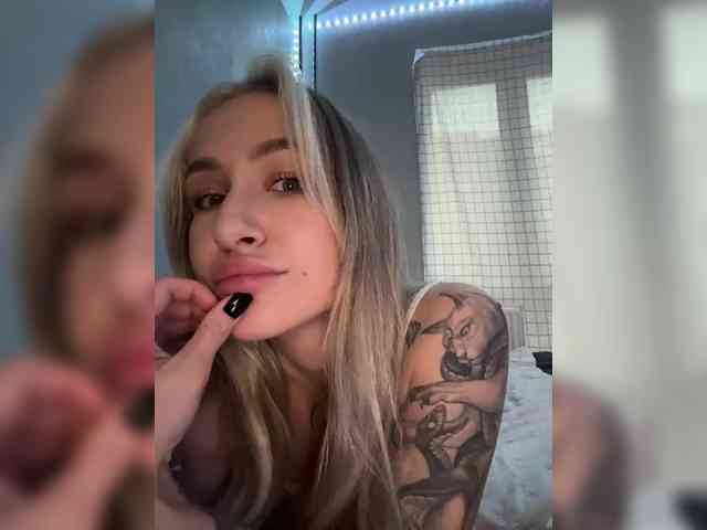QueenKing webcam