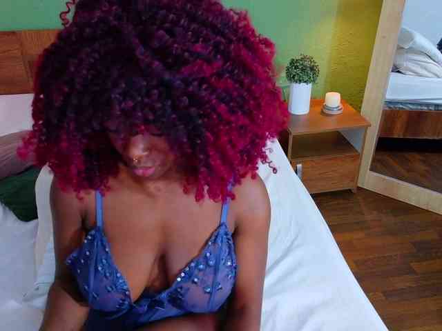 chocolatte-dreams webcam