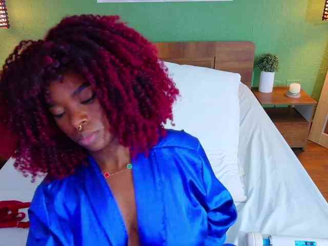 chocolatte-dreams webcam