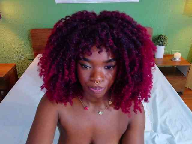 chocolatte-dreams webcam