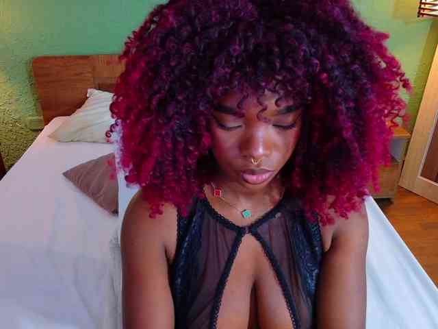 chocolatte-dreams webcam