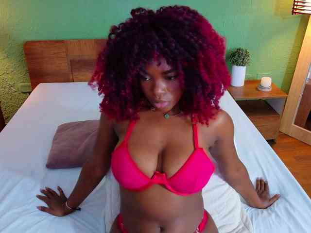 chocolatte-dreams webcam