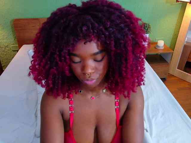 chocolatte-dreams webcam