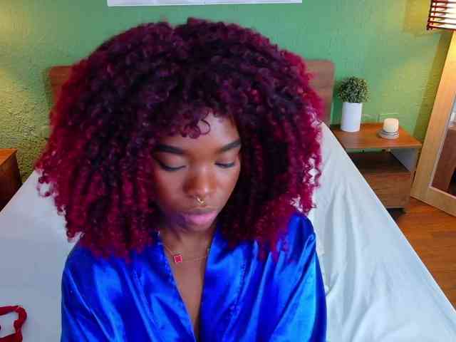 chocolatte-dreams webcam