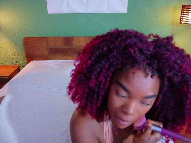 chocolatte-dreams webcam