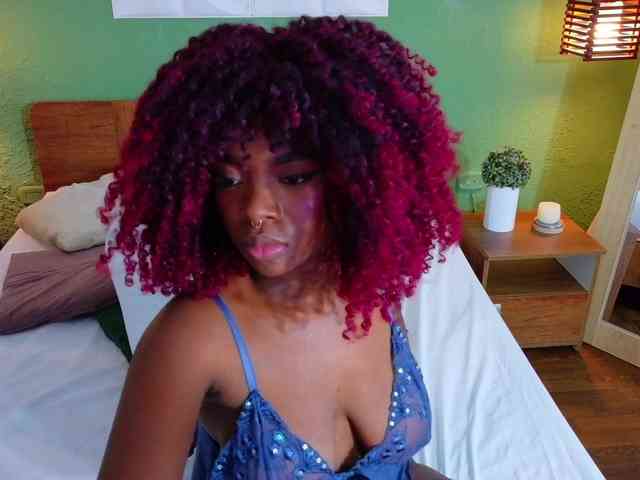 chocolatte-dreams webcam