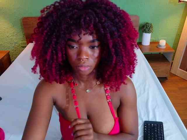 chocolatte-dreams webcam