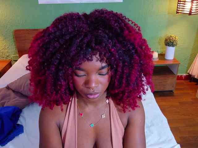 chocolatte-dreams webcam