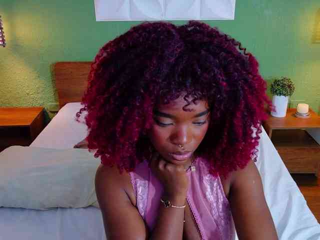 chocolatte-dreams webcam