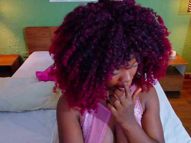 chocolatte-dreams webcam