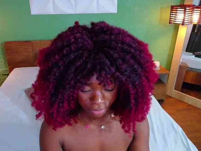 chocolatte-dreams webcam