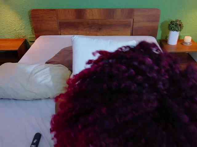 chocolatte-dreams webcam