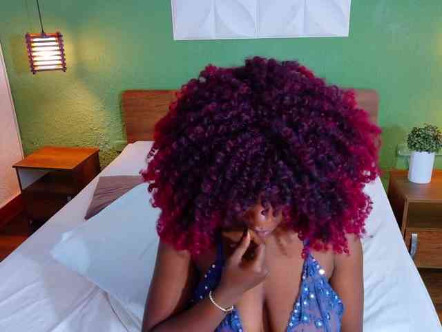 chocolatte-dreams webcam