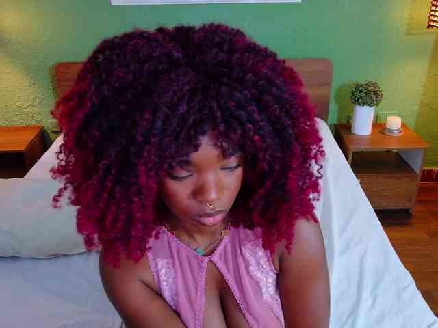 chocolatte-dreams webcam