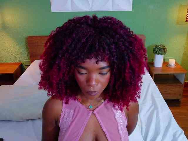 chocolatte-dreams webcam