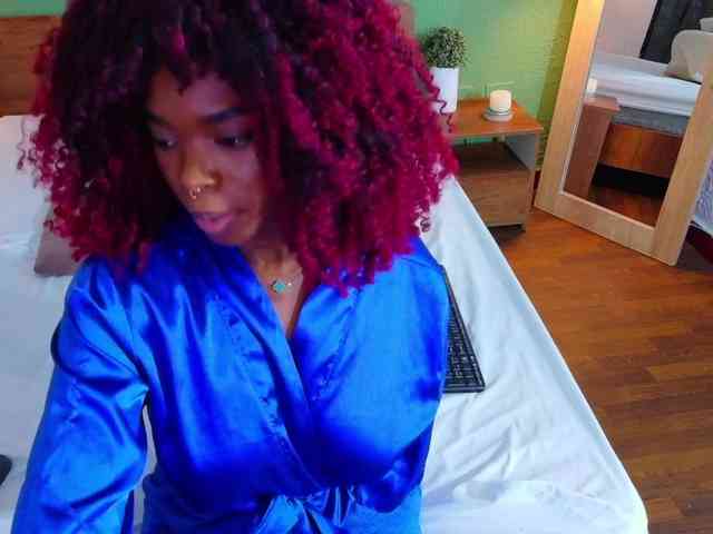 chocolatte-dreams webcam