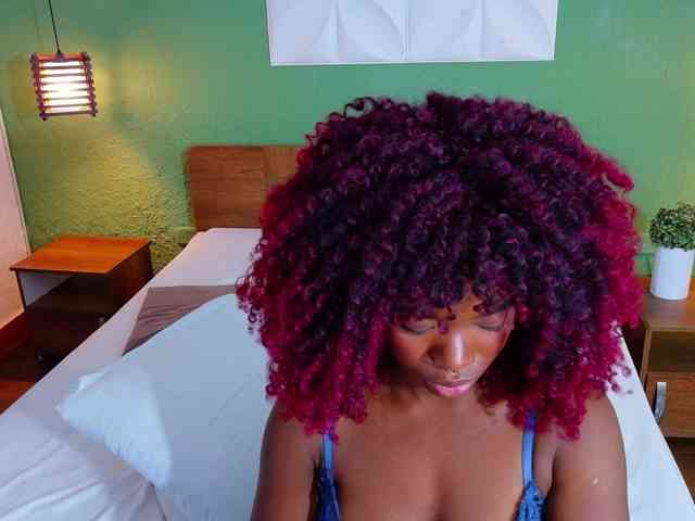 chocolatte-dreams webcam