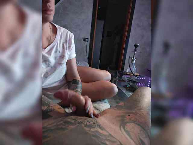 TattooedCouple webcam