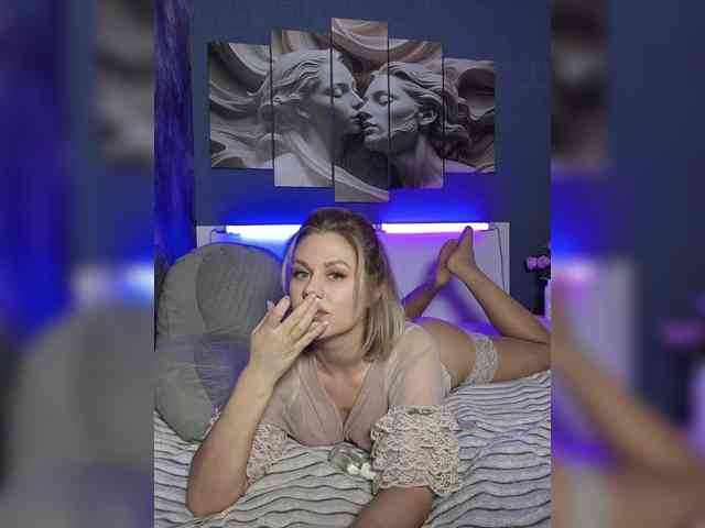 DianaBeautyX webcam