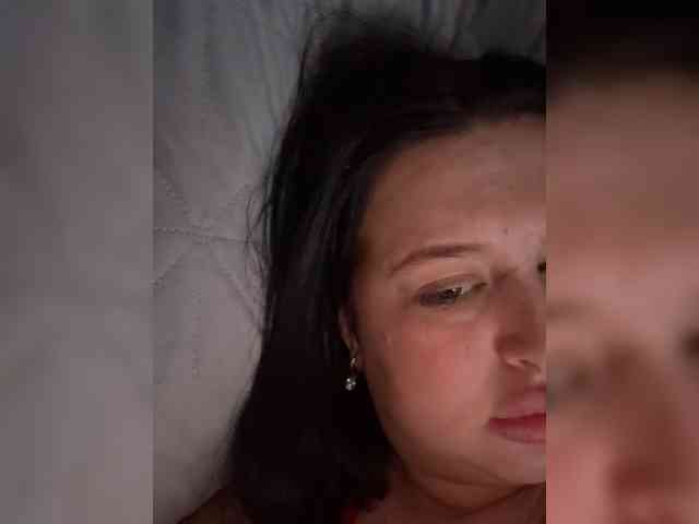 Brunettegirl webcam